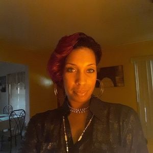 Meet your Posher, Laterese